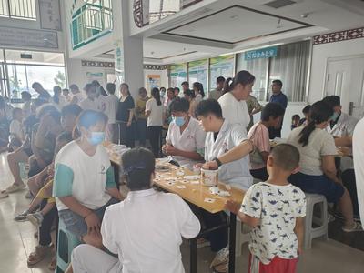 冬病夏治正當時，菏澤市牡丹區小留鎮中心衛生院開展三伏貼養生保健服務